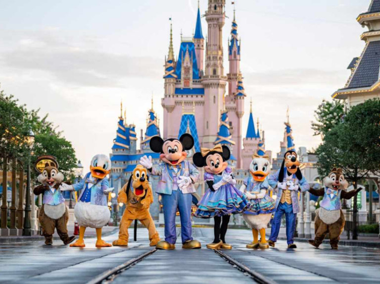 My Vacation at Walt Disney World By Shelby